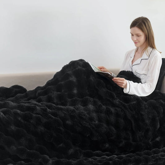 1pc Faux Rabbit Fleece Blanket - Weighted 6 lbs Faux Rabbit Fleece Blanket - Bedspread 3D Bubble & 800GSM