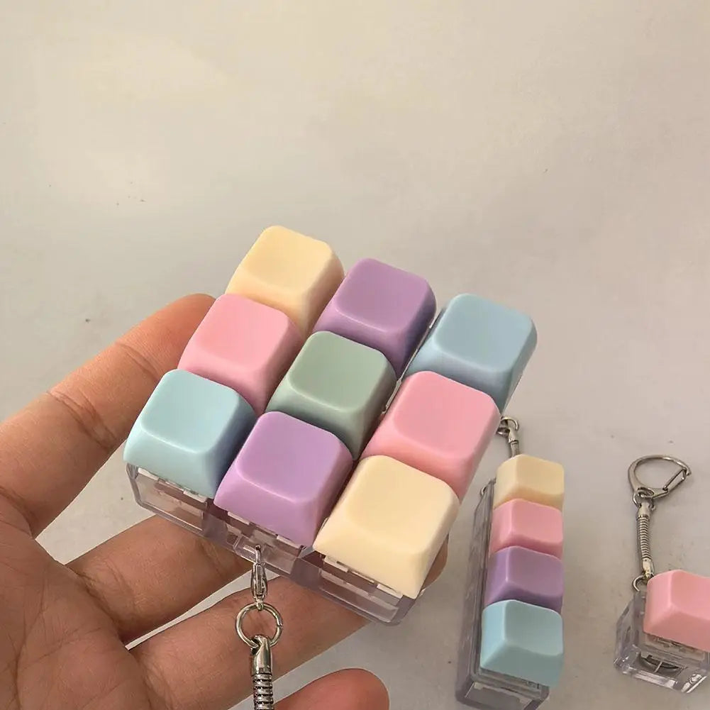 Keyboard Key Fidget Toy Colorful Keychain Keycap Stress Relief Toy For Children Adults Gifts Finger Button Anti-stress Toys