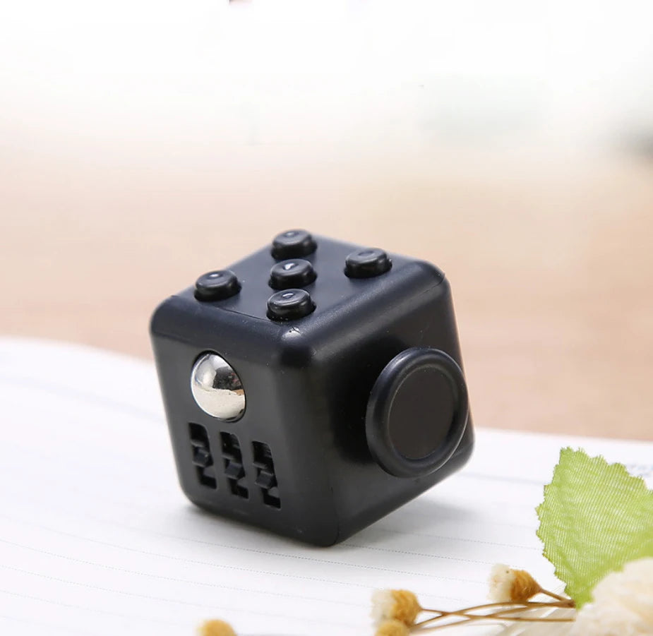 Solid Color Fidget Decompression Dice for Release Stress Autism Anxiety Relieve Adult Kids Stress Relief Anti-Stress Fingertip
